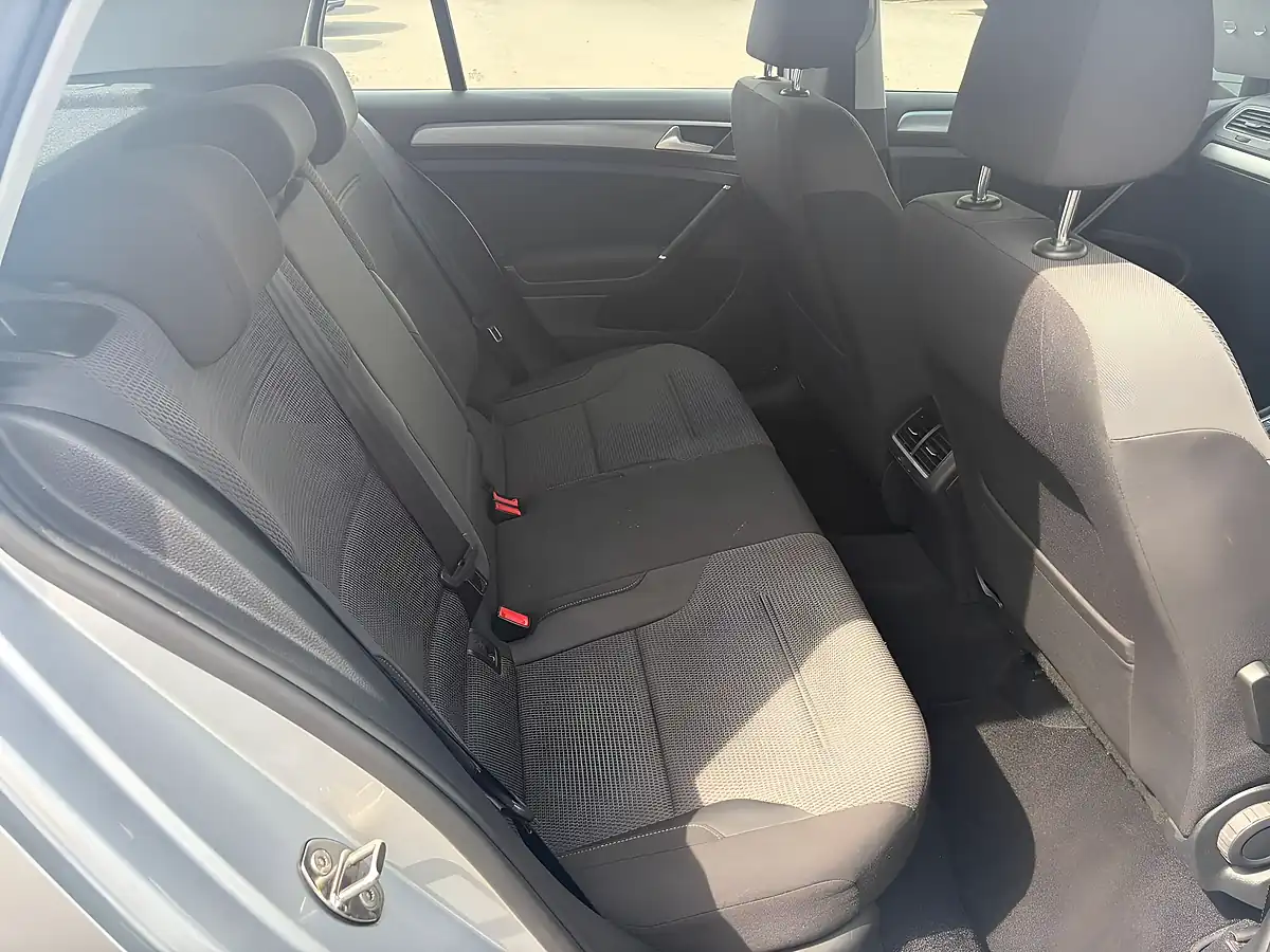 Used 2016 Volkswagen Golf Match Edition Silver - Interior and Exterior details 11