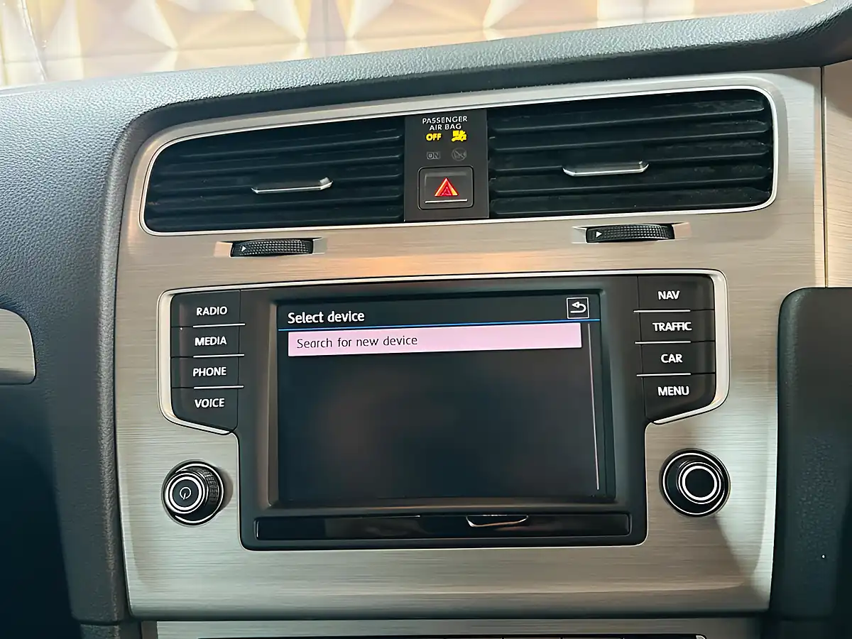 Used 2016 Volkswagen Golf Match Edition Silver - Interior and Exterior details 19