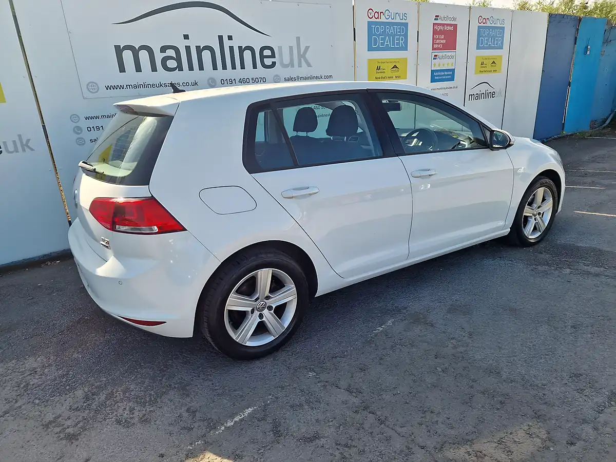 Used 2016 Volkswagen Golf Match Edition White - Interior and Exterior details 14
