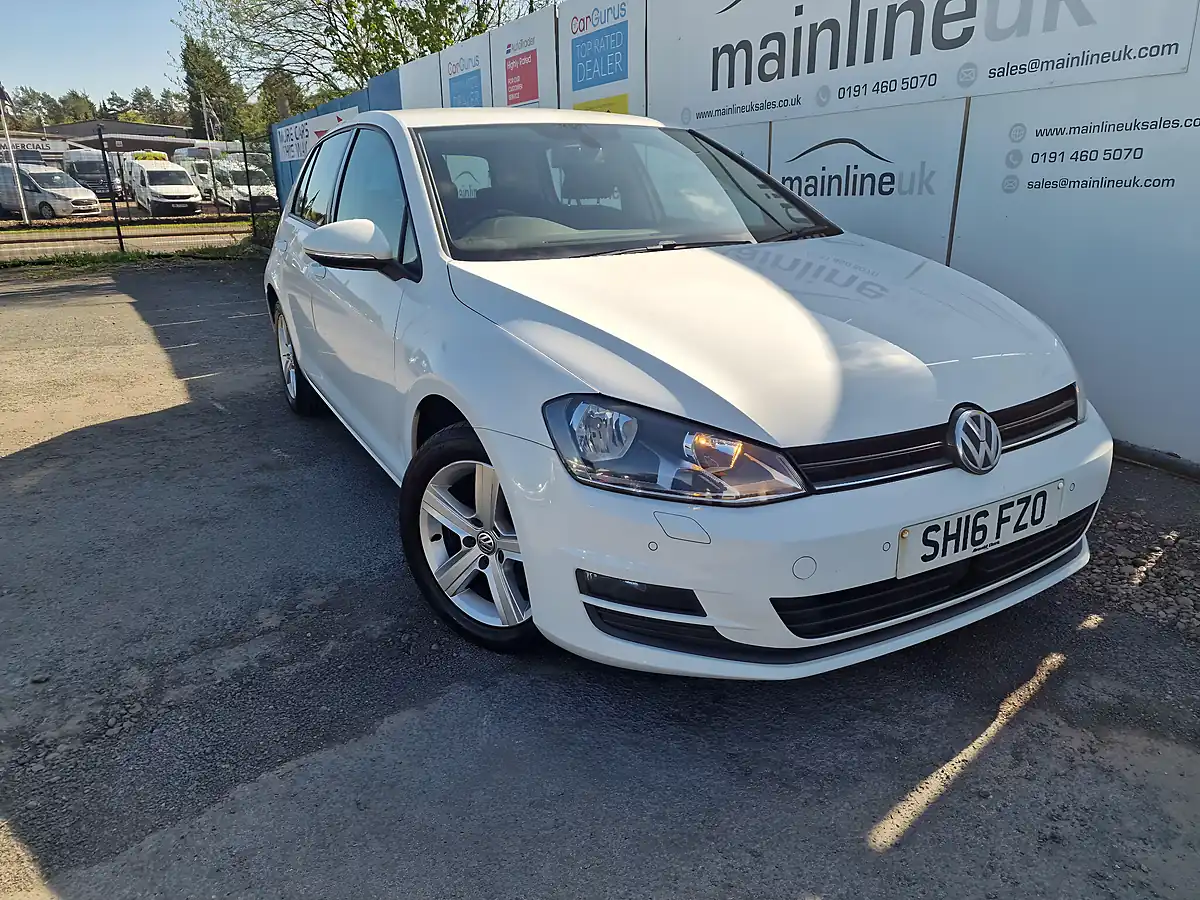 Used 2016 Volkswagen Golf Match Edition White - Interior and Exterior details 6