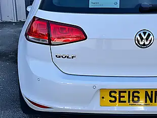 Used 2016 Volkswagen Golf Match Edition White - Interior and Exterior details 13