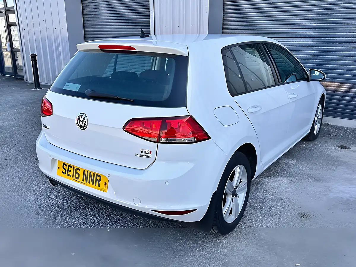 Used 2016 Volkswagen Golf Match Edition White - Interior and Exterior details 18