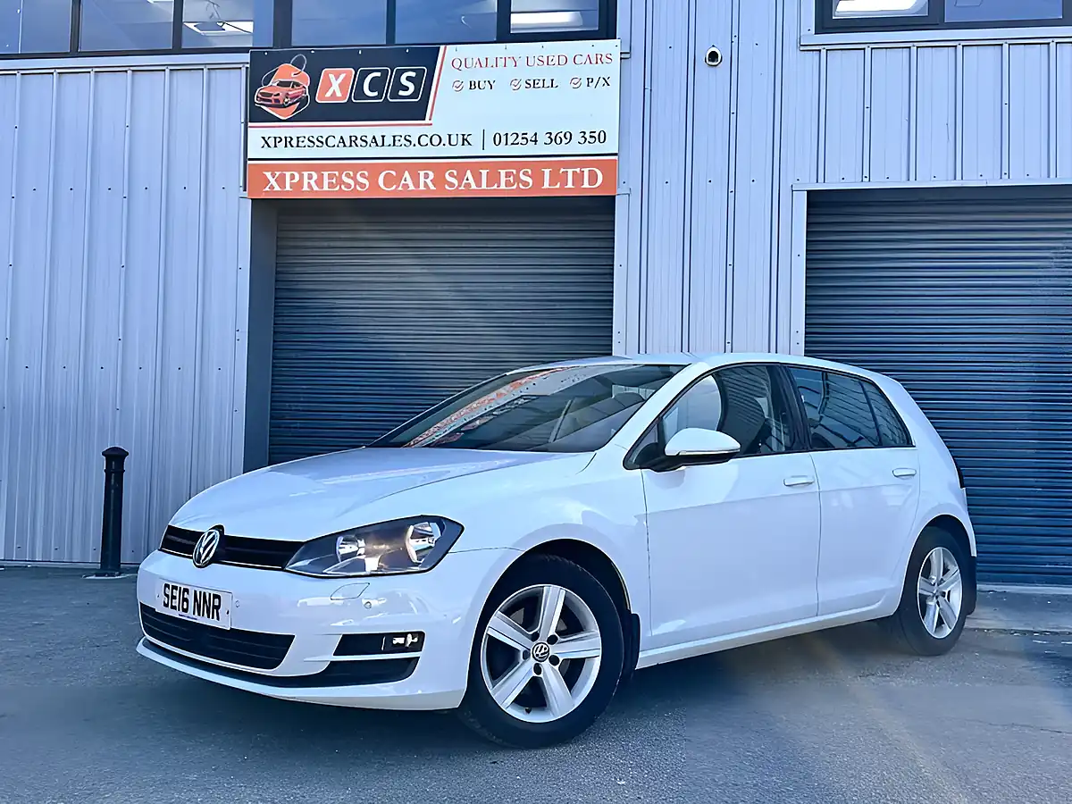 Used 2016 Volkswagen Golf Match Edition White - Interior and Exterior details 2