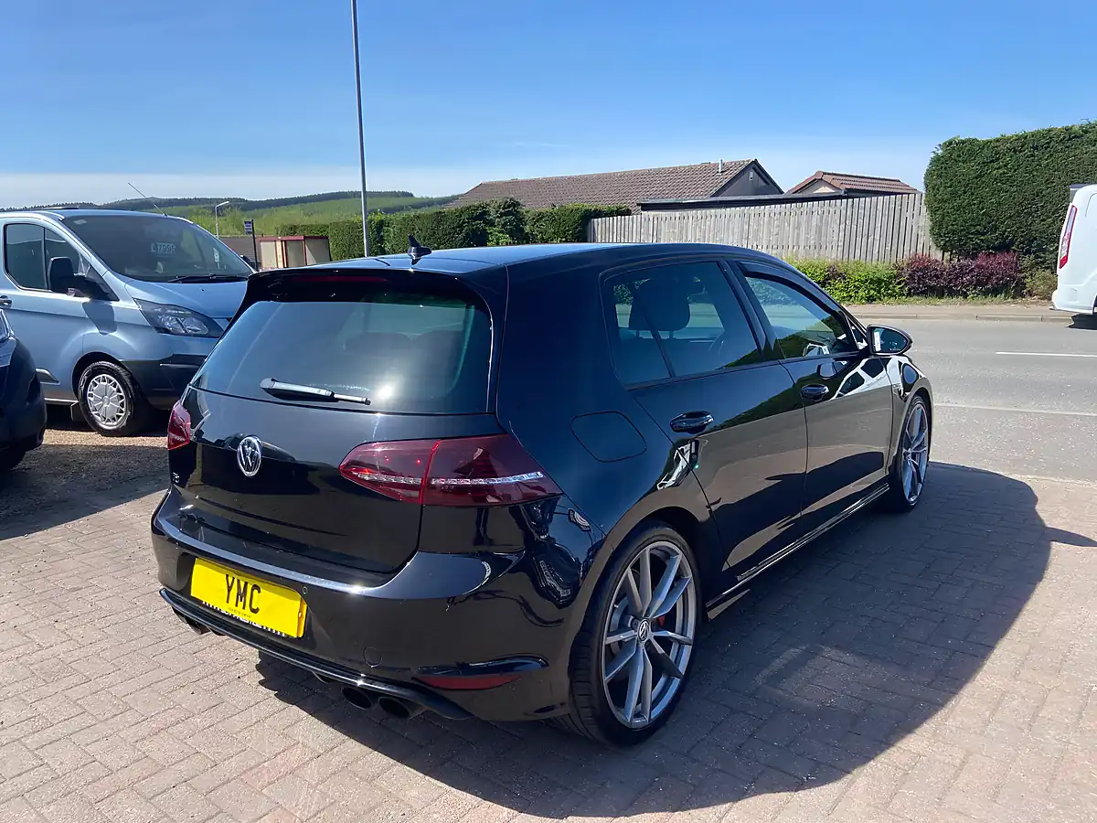 Used 2016 Volkswagen Golf R Black - Interior and Exterior details 11