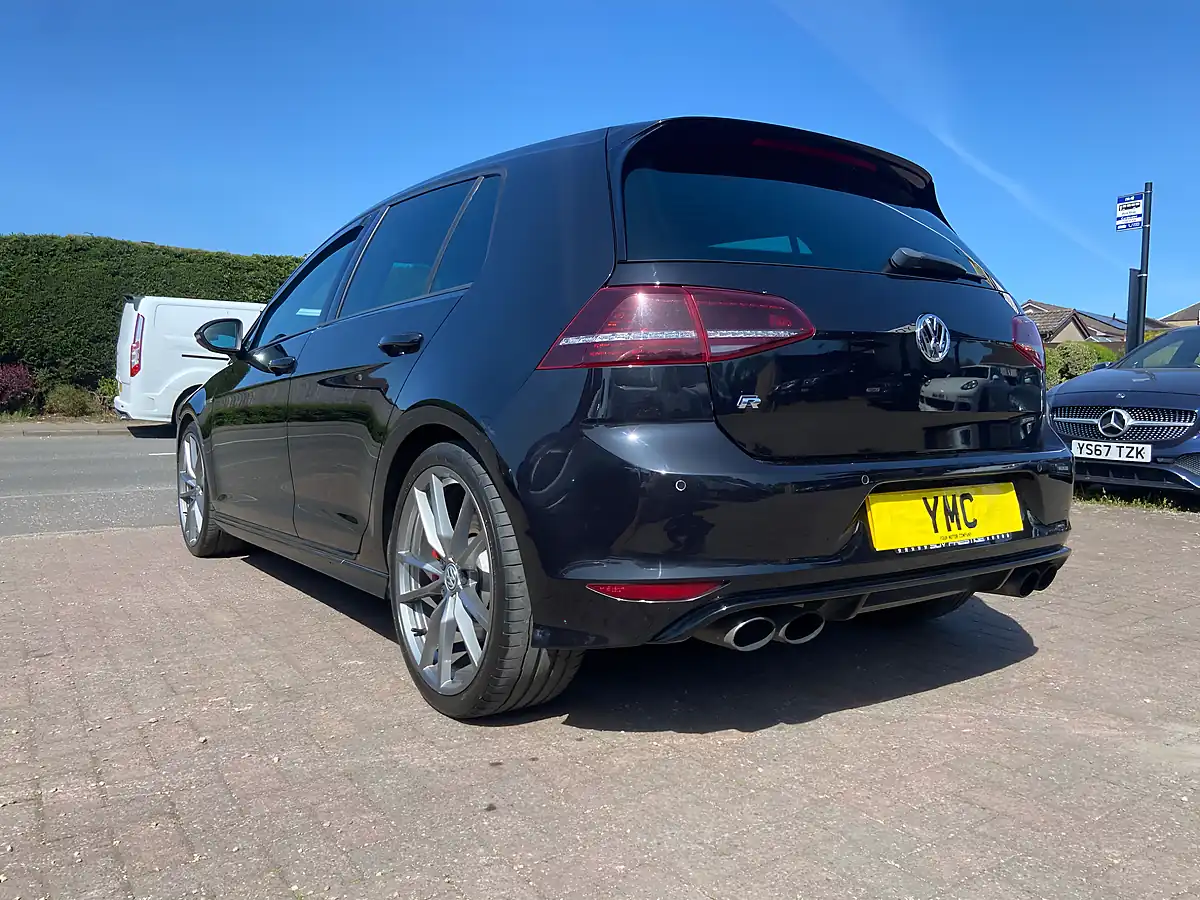 Used 2016 Volkswagen Golf R Black - Interior and Exterior details 19