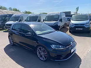 Used 2016 Volkswagen Golf R Black - Interior and Exterior details 4