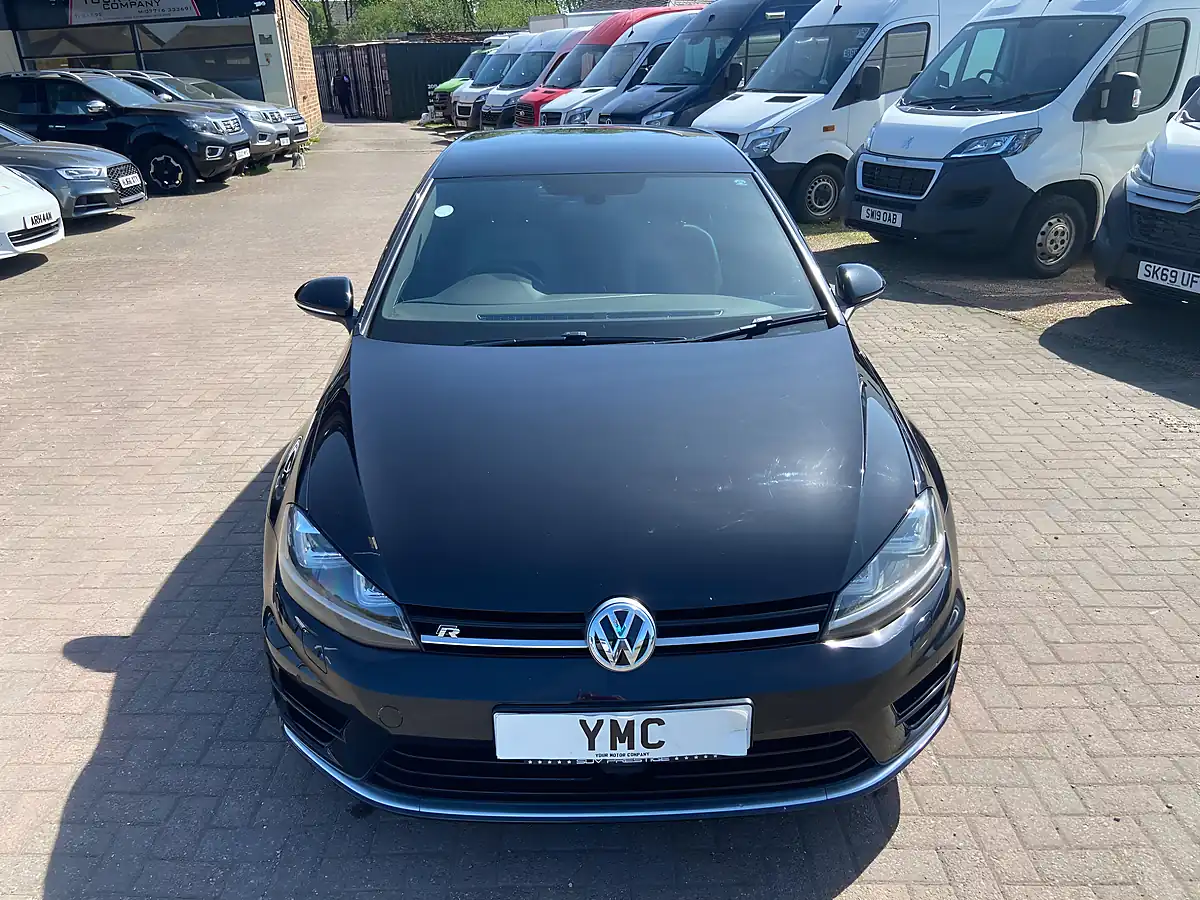Used 2016 Volkswagen Golf R Black - Interior and Exterior details 7
