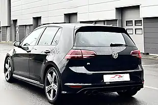 Used 2016 Volkswagen Golf R Black - Interior and Exterior details 3