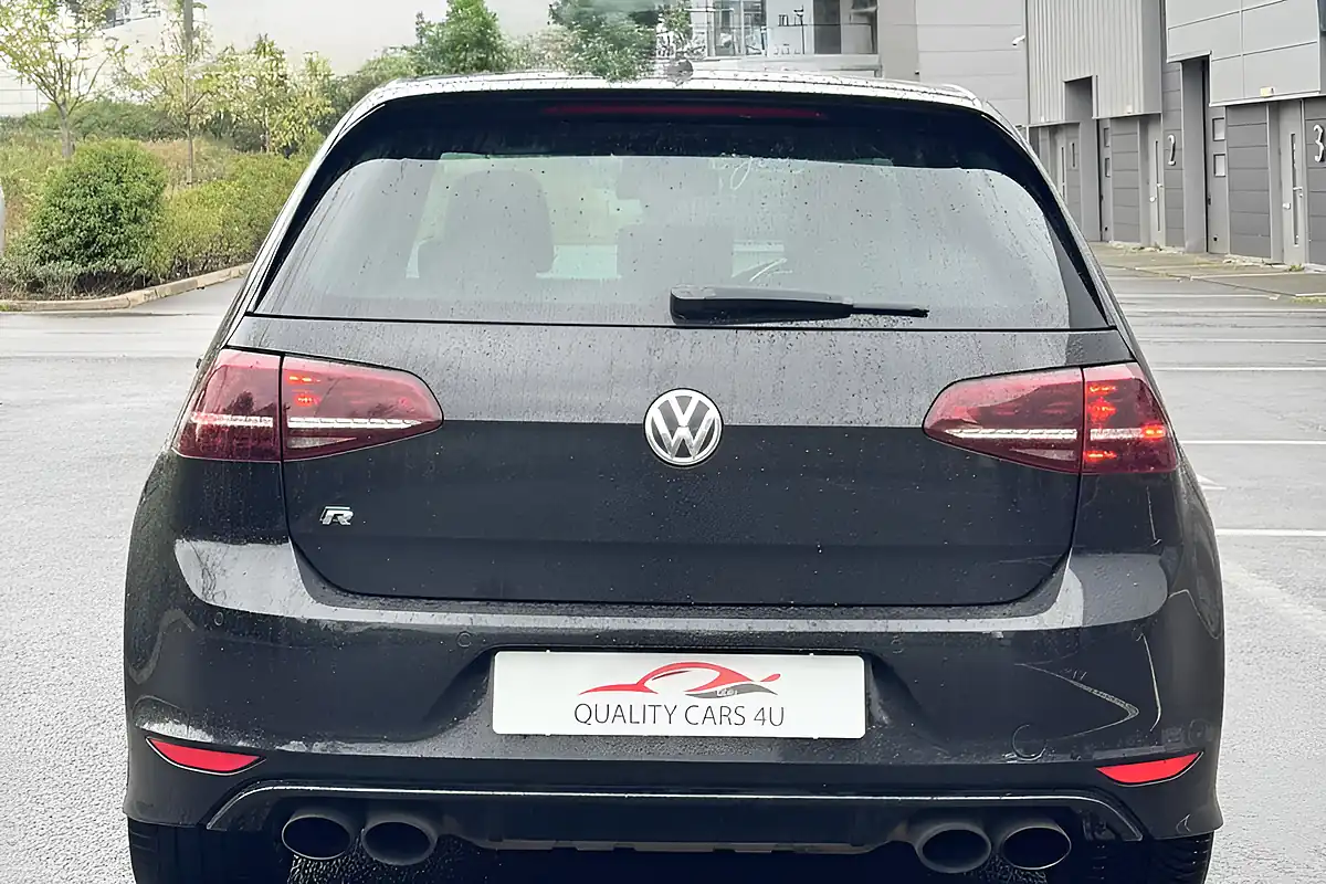 Used 2016 Volkswagen Golf R Black - Interior and Exterior details 4