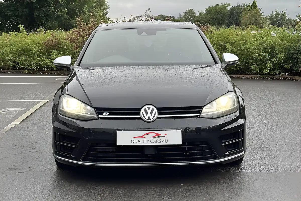 Used 2016 Volkswagen Golf R Black - Interior and Exterior details 8