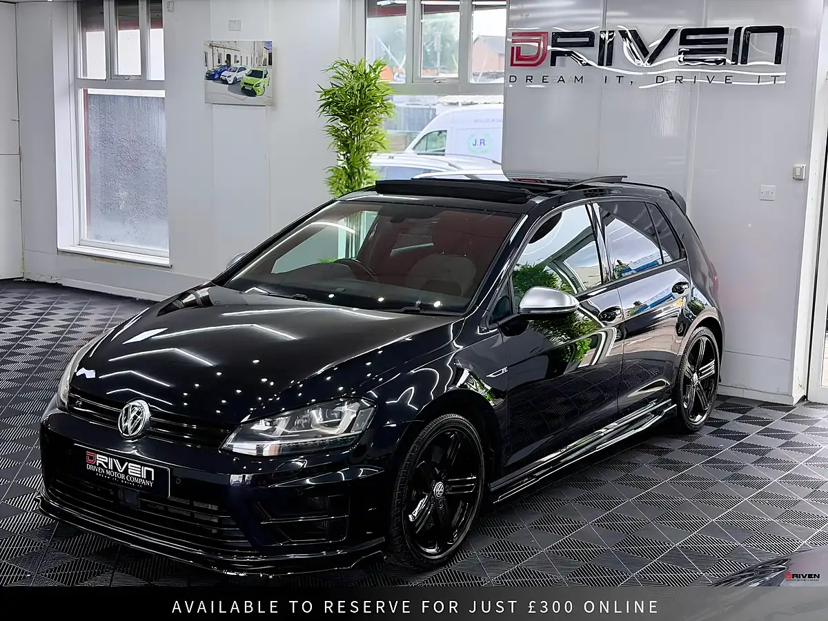 Used 2016 Volkswagen Golf R Black - Interior and Exterior details 6