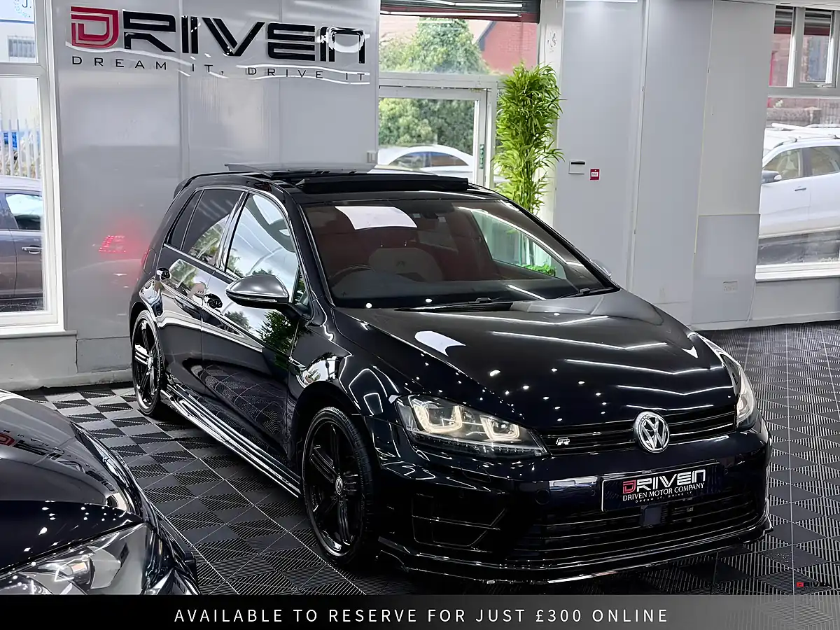 Used 2016 Volkswagen Golf R Black - Interior and Exterior details 8