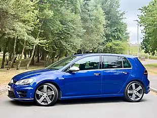 Used 2016 Volkswagen Golf R Blue - Interior and Exterior details 4