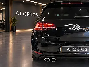 Used 2016 Volkswagen Golf R Deep Black - Interior and Exterior details 12