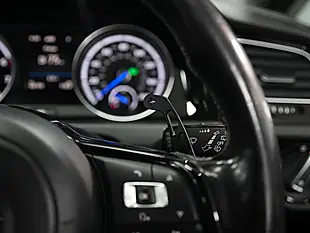 Used 2016 Volkswagen Golf R Deep Black - Interior and Exterior details 17