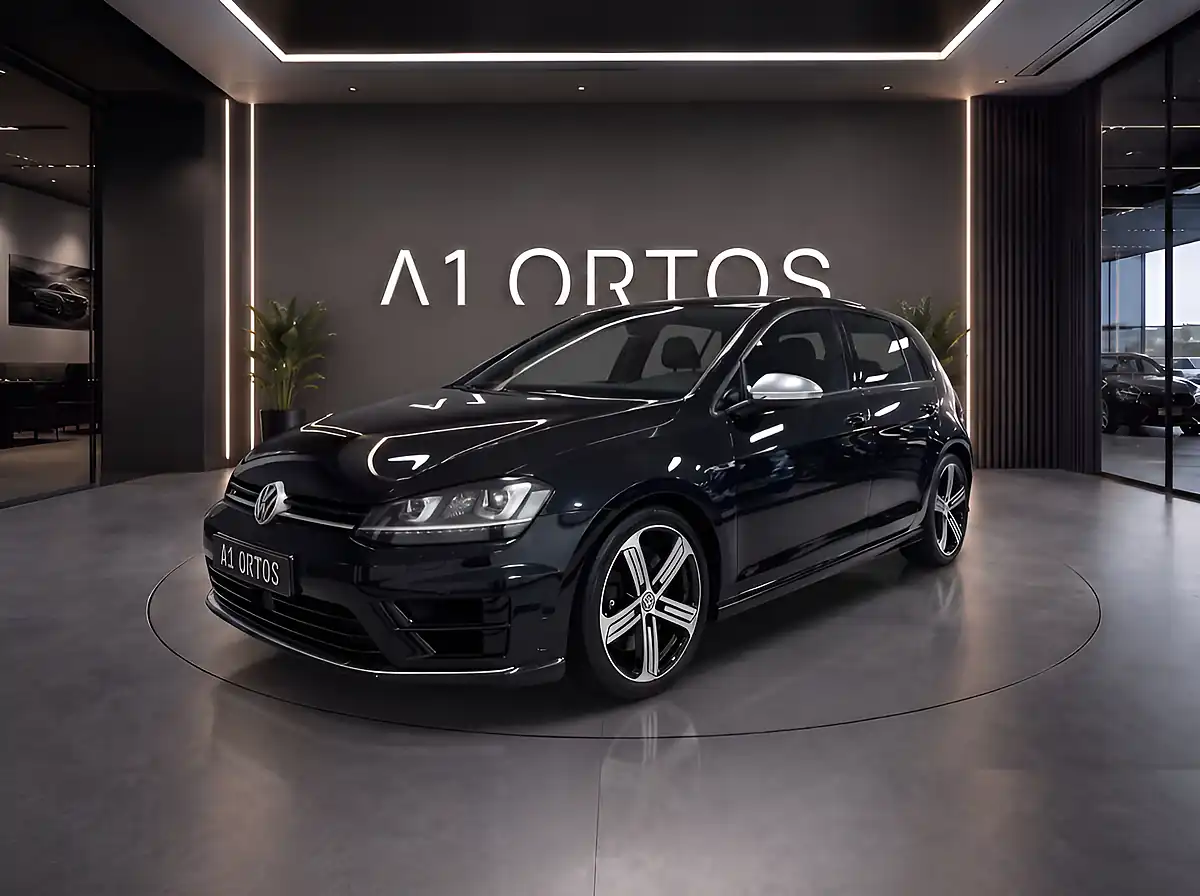 Used 2016 Volkswagen Golf R Deep Black - Interior and Exterior details 3