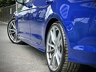 Used 2016 Volkswagen Golf R Estate Carbon Edition Blue Metallic - Interior and Exterior details 13