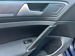 Used 2016 Volkswagen Golf R-Line Blue - Interior and Exterior details 15