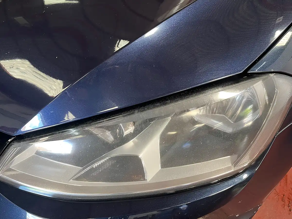 Used 2016 Volkswagen Golf R-Line Blue - Interior and Exterior details 18
