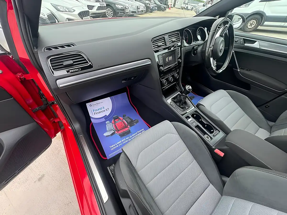 Used 2016 Volkswagen Golf R-Line Edition Red - Interior and Exterior details 15