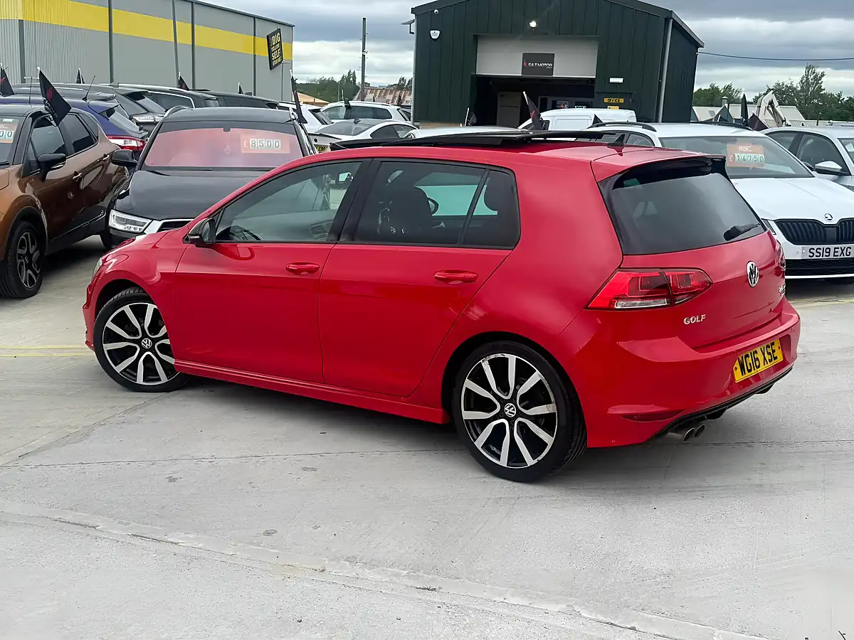 Used 2016 Volkswagen Golf R-Line Edition Red - Interior and Exterior details 5