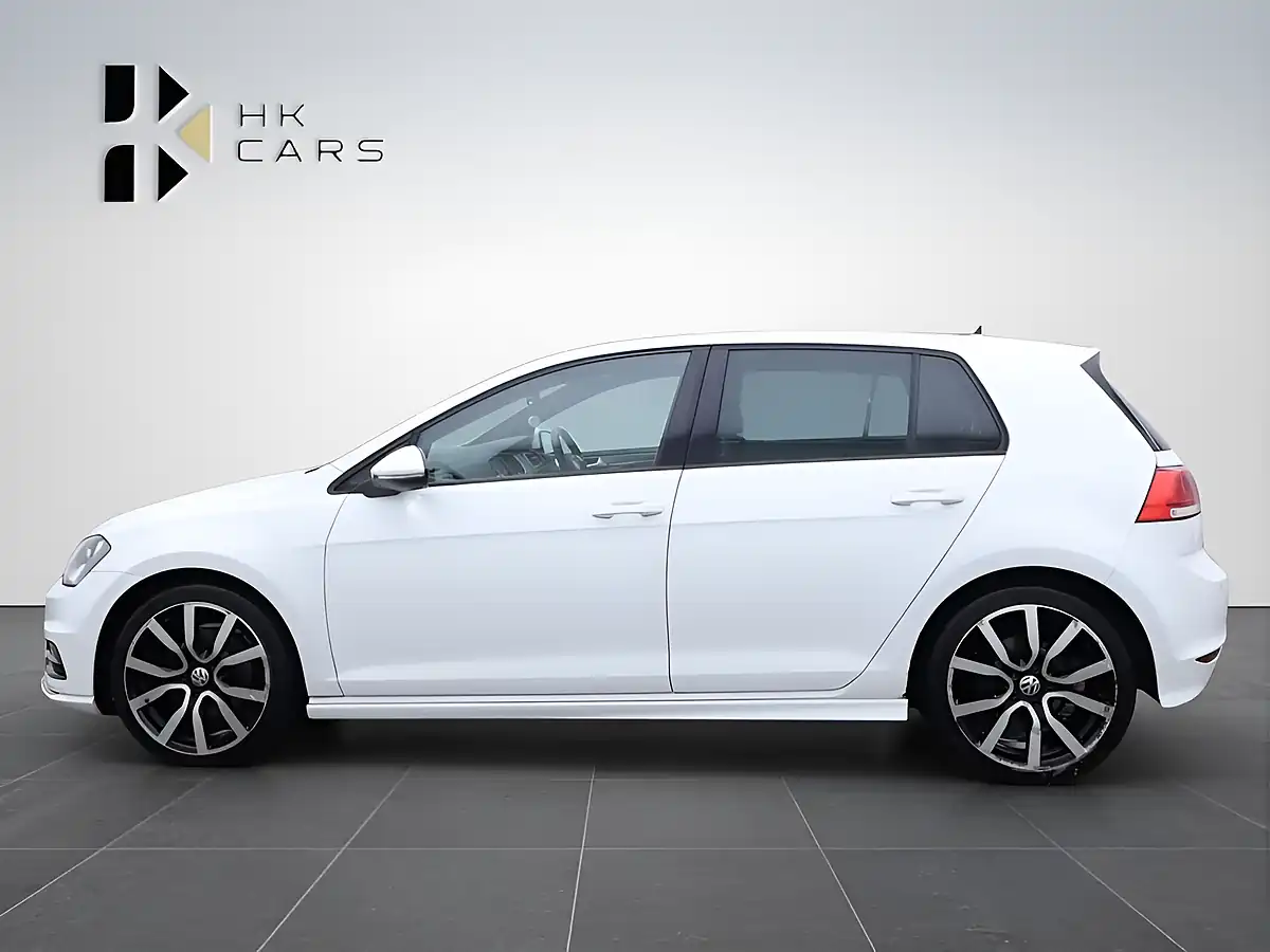 Used 2016 Volkswagen Golf R-Line Edition White - Interior and Exterior details 4