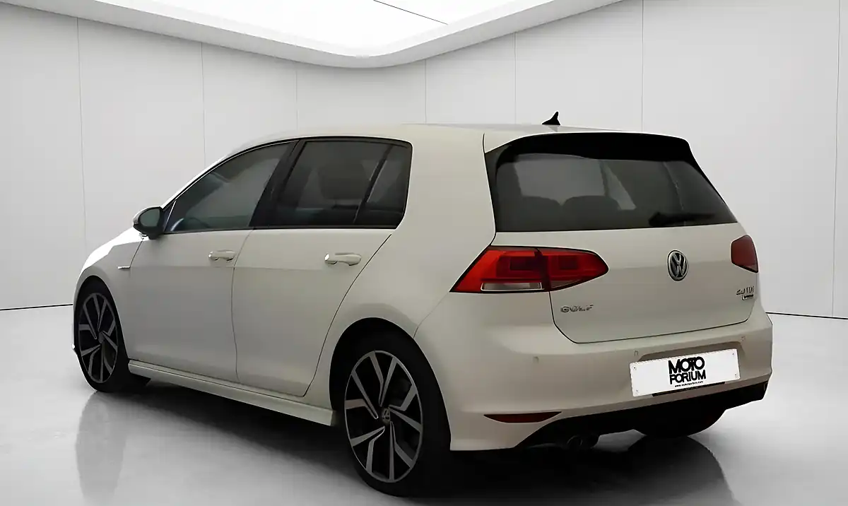 Used 2016 Volkswagen Golf R-Line Edition White - Interior and Exterior details 9