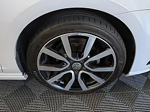 Used 2016 Volkswagen Golf R-Line Edition White - Interior and Exterior details 14