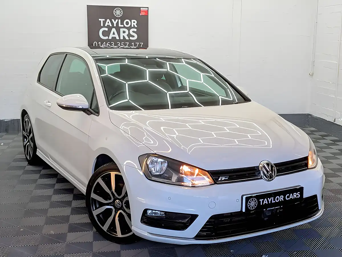Used 2016 Volkswagen Golf R-Line Edition White - Interior and Exterior details 3