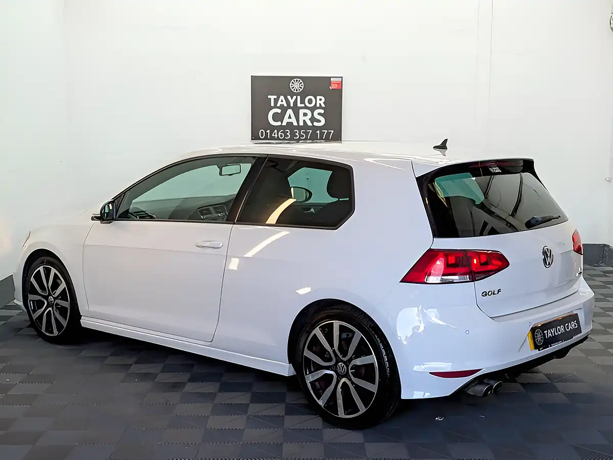 Used 2016 Volkswagen Golf R-Line Edition White - Interior and Exterior details 8
