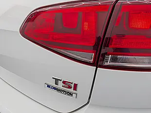 Used 2016 Volkswagen Golf R-Line Edition White - Interior and Exterior details 9