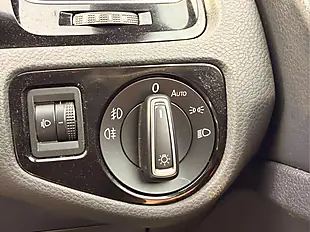 Used 2016 Volkswagen Golf R-Line White - Interior and Exterior details 15