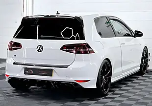 Used 2016 Volkswagen Golf R Oryx White - Interior and Exterior details 10