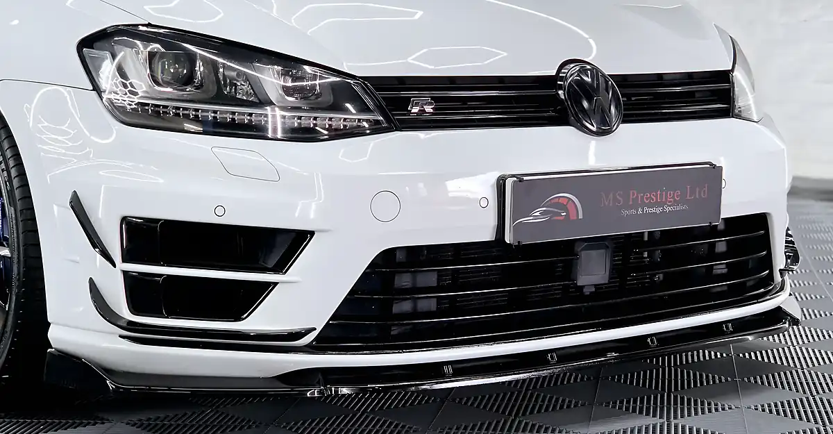 Used 2016 Volkswagen Golf R Oryx White - Interior and Exterior details 6
