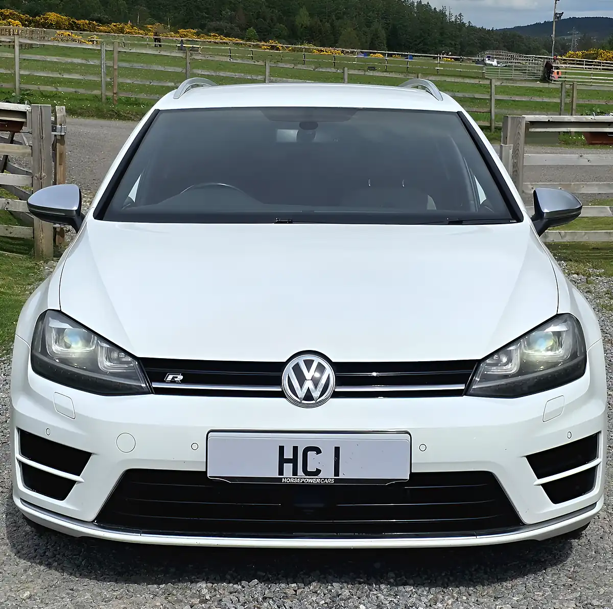 Used 2016 Volkswagen Golf R White - Interior and Exterior details 4