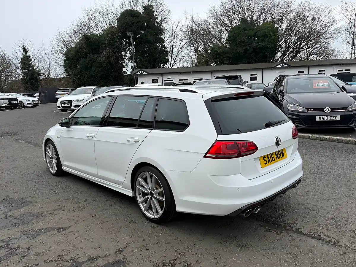 Used 2016 Volkswagen Golf R White - Interior and Exterior details 6