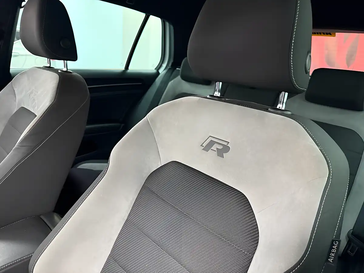 Used 2016 Volkswagen Golf R White - Interior and Exterior details 16