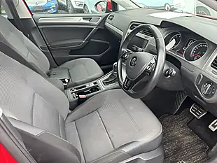 Used 2016 Volkswagen Golf Red - Interior and Exterior details 12