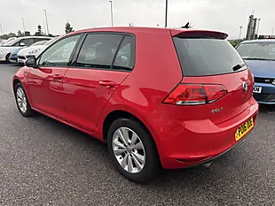 Used 2016 Volkswagen Golf Red - Interior and Exterior details 5