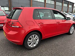Used 2016 Volkswagen Golf Red - Interior and Exterior details 6