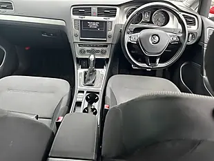 Used 2016 Volkswagen Golf Red - Interior and Exterior details 9