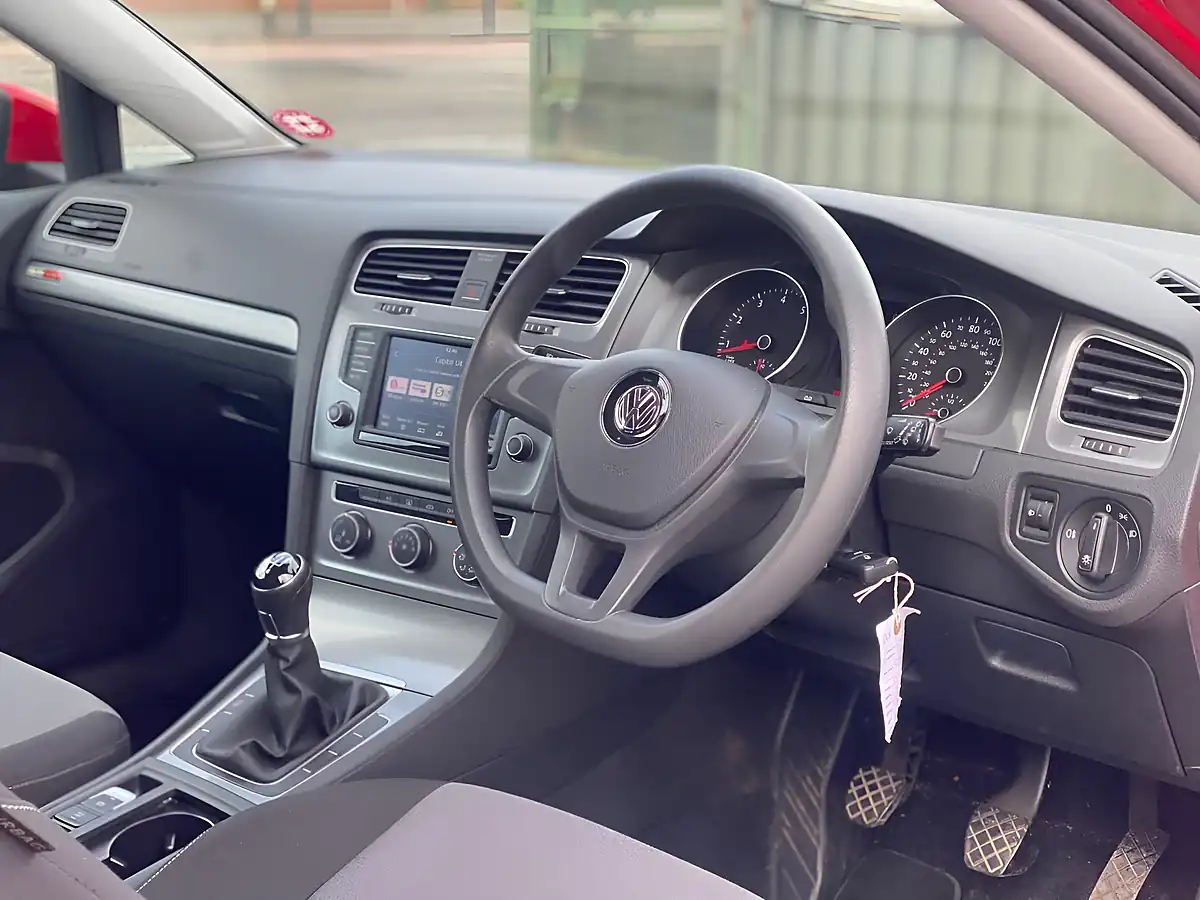 Used 2016 Volkswagen Golf S Red - Interior and Exterior details 12