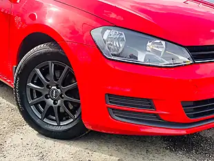 Used 2016 Volkswagen Golf S Red - Interior and Exterior details 3