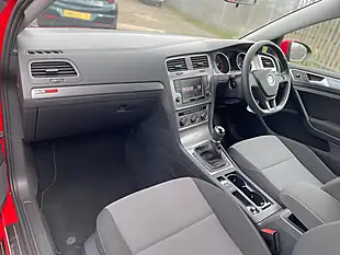 Used 2016 Volkswagen Golf S Red - Interior and Exterior details 5