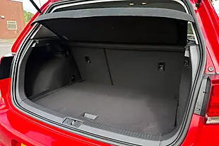 Used 2016 Volkswagen Golf S Red - Interior and Exterior details 10