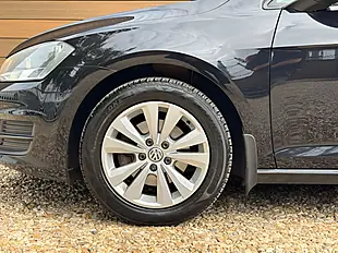 Used 2016 Volkswagen Golf Se Bluemotion Technology Black - Interior and Exterior details 12