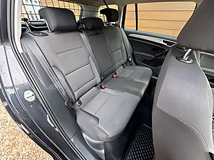 Used 2016 Volkswagen Golf Se Bluemotion Technology Black - Interior and Exterior details 15
