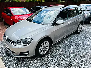 Used 2016 Volkswagen Golf Se Silver - Interior and Exterior details 8