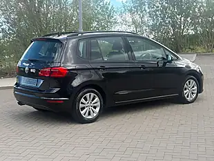 Used 2016 Volkswagen Golf Sv Se Black - Interior and Exterior details 3