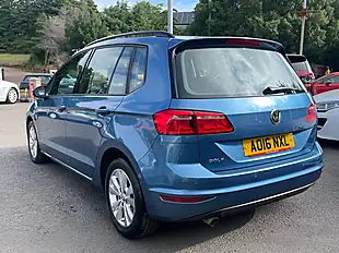 Used 2016 Volkswagen Golf Sv Se Blue - Interior and Exterior details 4
